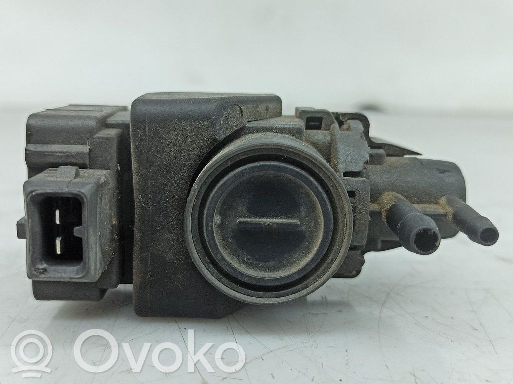 Nissan Juke I F15 Solenoid supapă turbosuflantă 