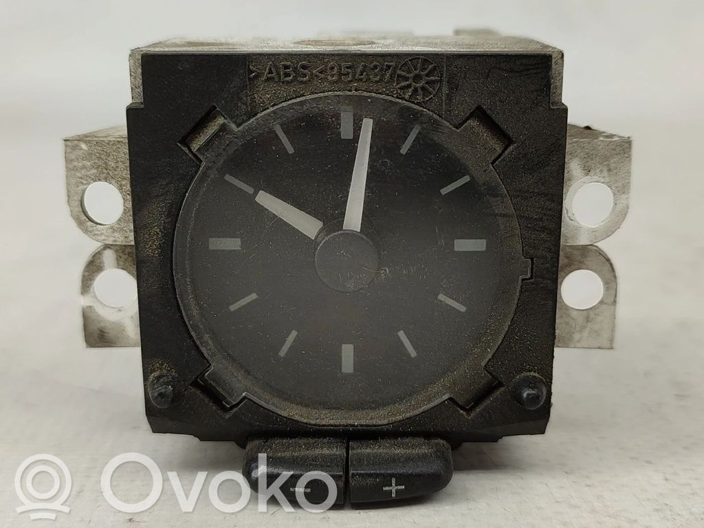 Clock   95VB15000AB,95VB15000A