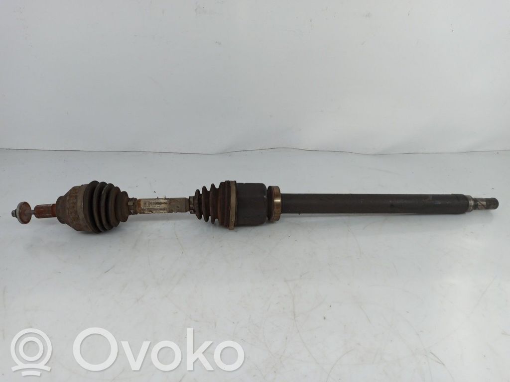 Etuvetoakseli   30684290