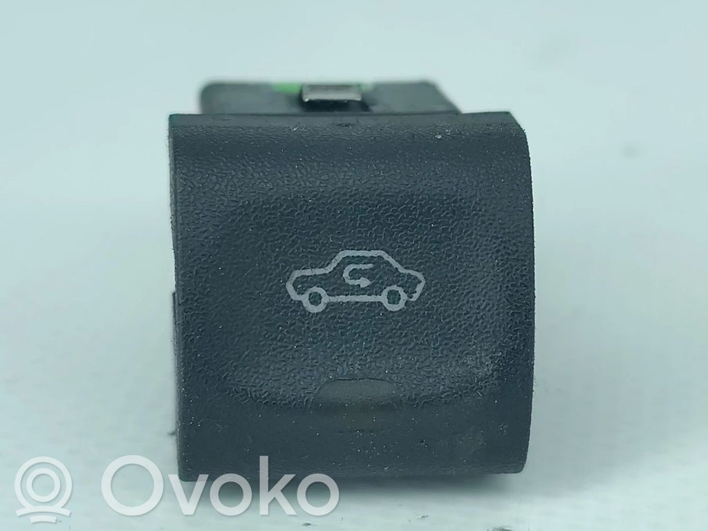 Multifunctional control switch/knob   90508567