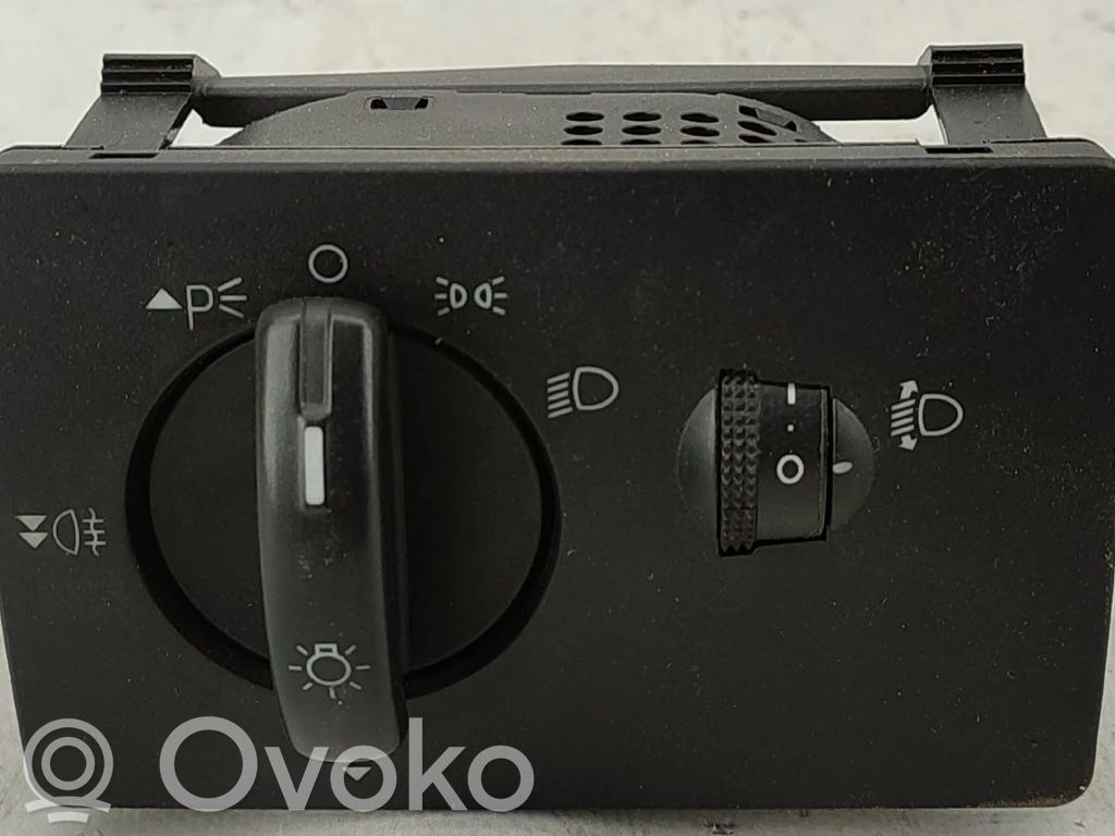 Valokatkaisija   7M5T13A024LA
