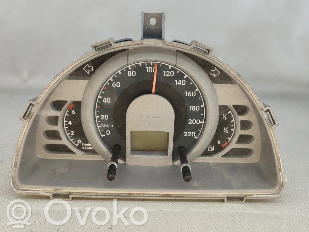 Speedometer (instrument cluster)   5Z0920820