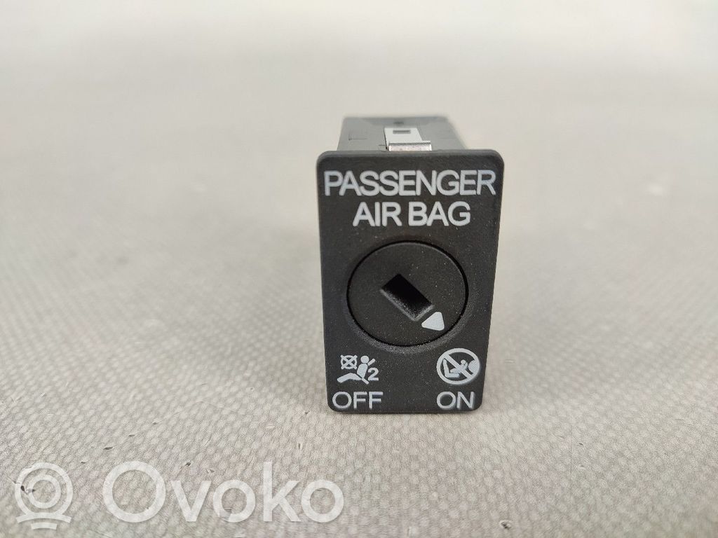 Volkswagen Polo VI Multifunctional control switch/knob 