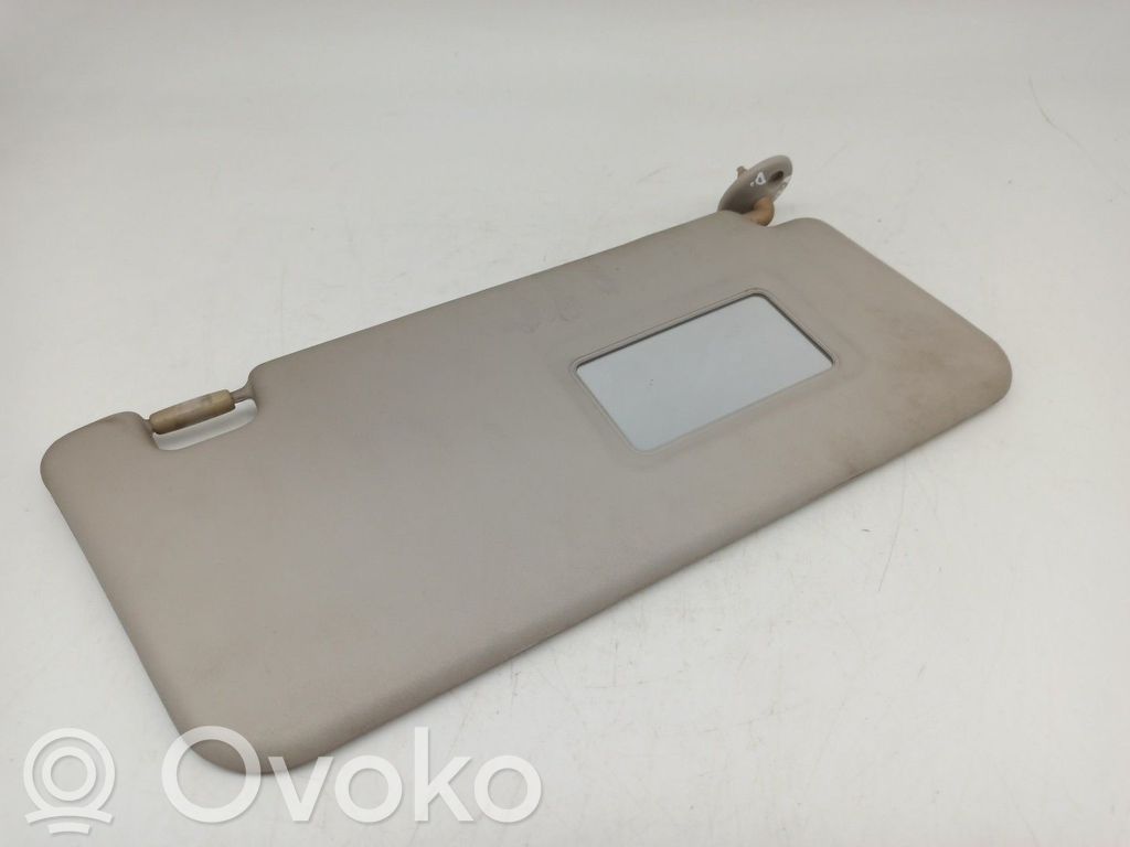 Sun visor