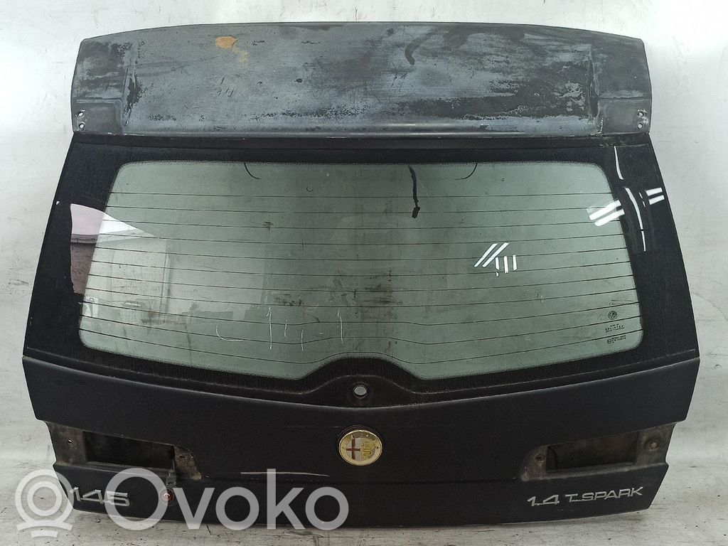 Alfa Romeo 145 - 146 Задняя крышка (багажника)