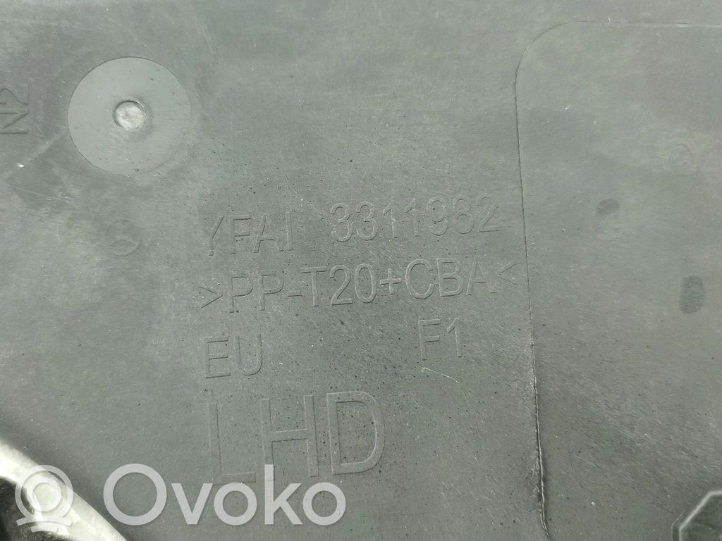 Mercedes-Benz EQA Kojelauta 
