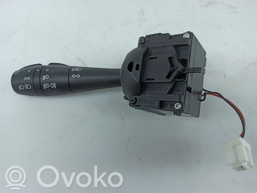 Dacia Sandero Lenkstockschalter Kombischalter 