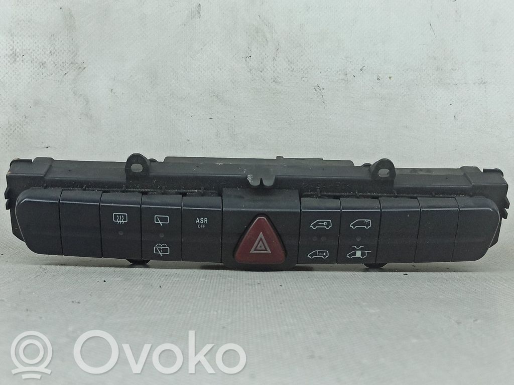 Mercedes-Benz Vito Viano W639 Hazard light switch 