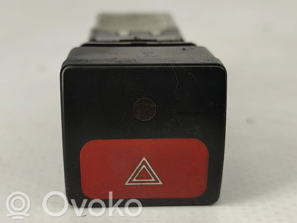 Citroen Xantia Hazard light switch 