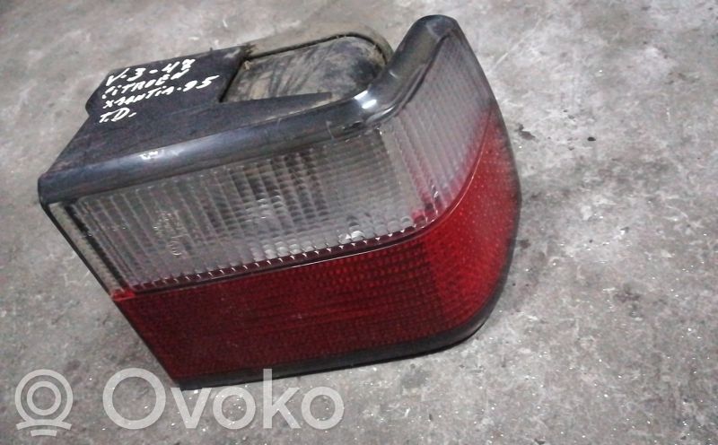 Citroen Xantia Feux arrière / postérieurs