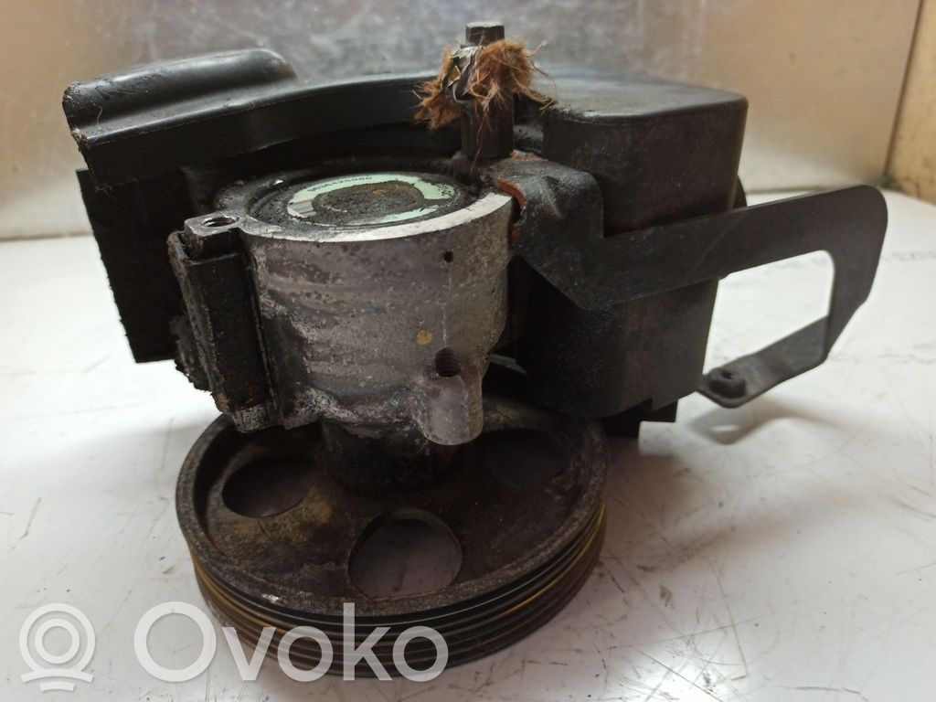 Ohjaustehostimen pumppu   9636425980