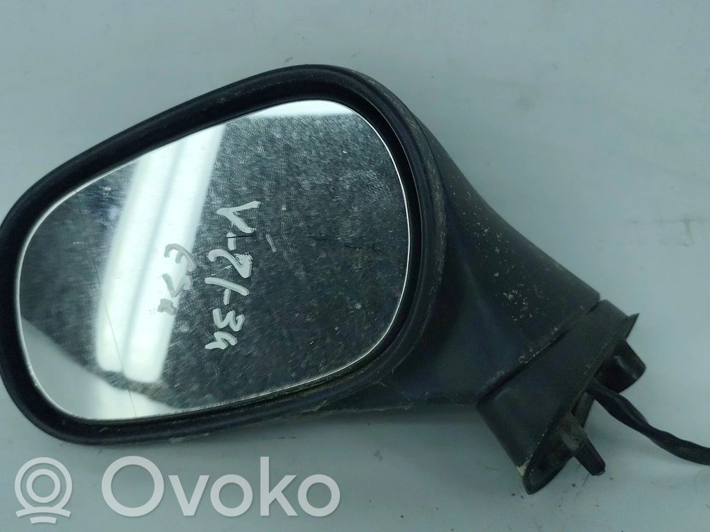 Mitsubishi Carisma Elektryczne lusterko boczne drzwi przednich 