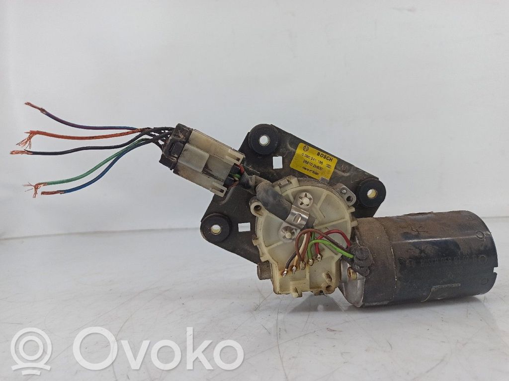 Motor del limpiaparabrisas   0390241185,0390241185,288102X800