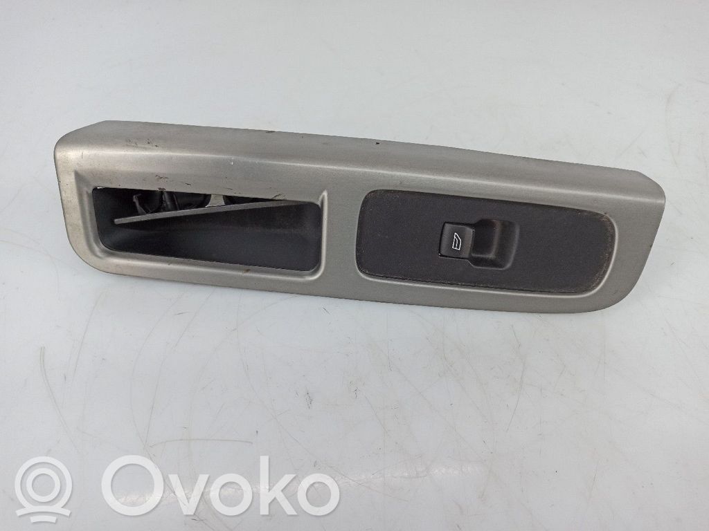 Volvo V50 Przyciski szyb 