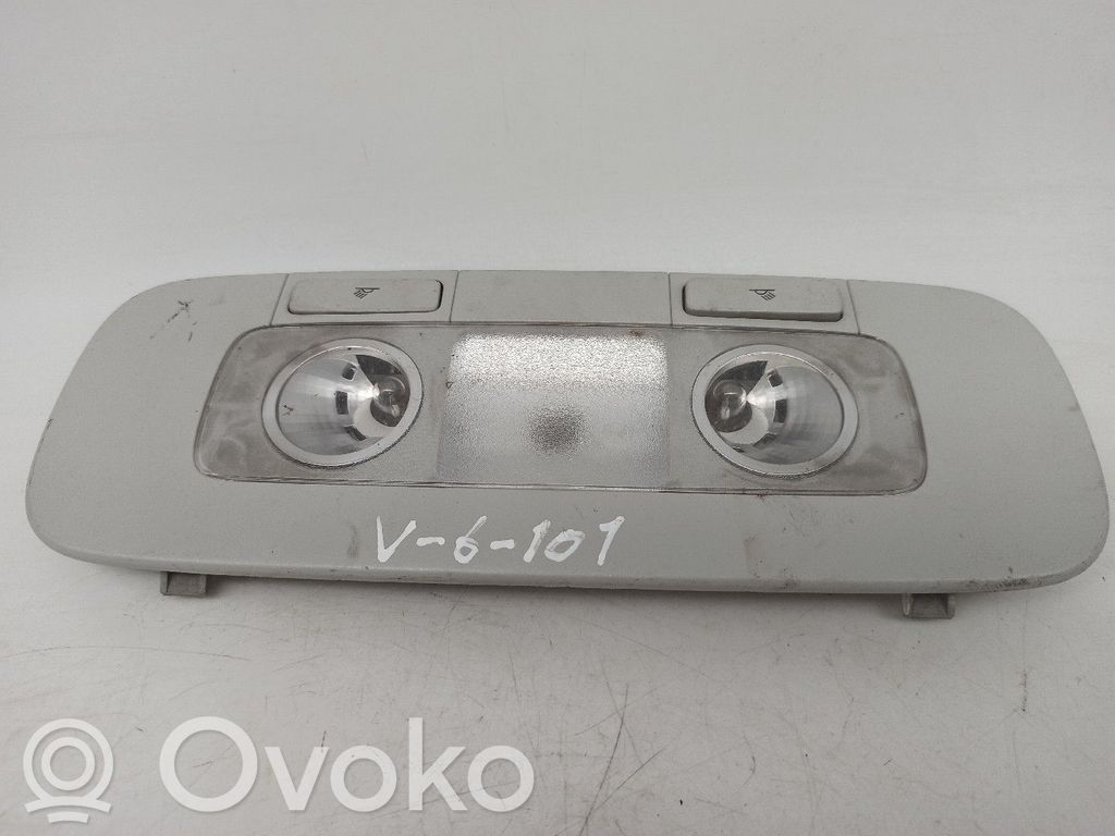 Volkswagen Jetta III Rivestimento della console di illuminazione installata sul rivestimento del tetto