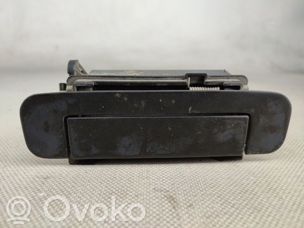 Opel Combo D Manecilla externa puerta trasera 