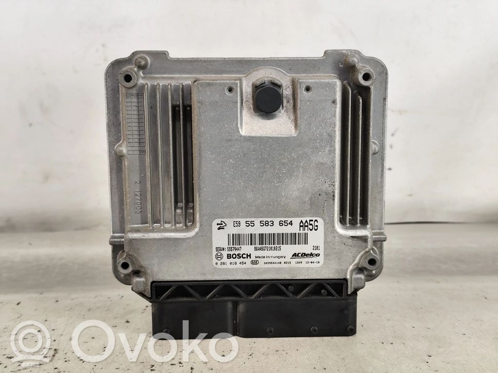 Unidad de control/módulo del motor   55583654,0281018454,AA5G