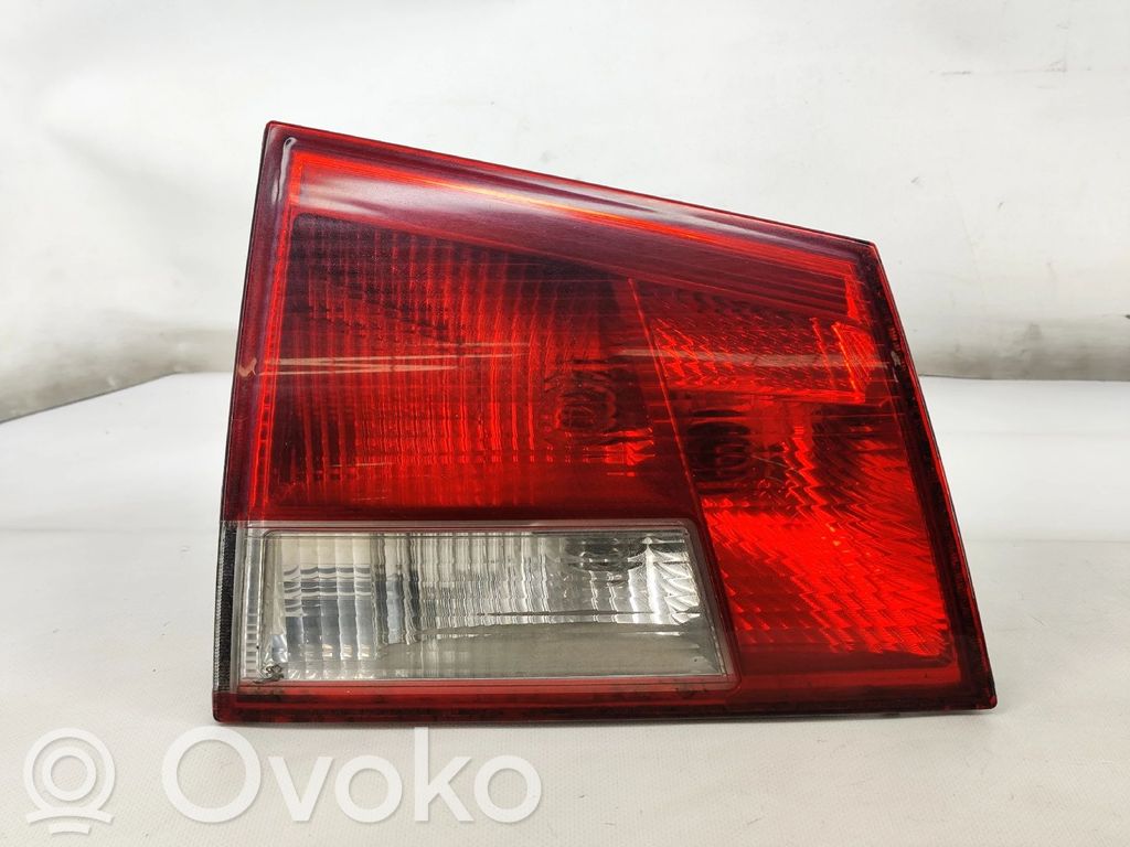 Opel Vectra C Lampy tylnej klapy bagażnika 