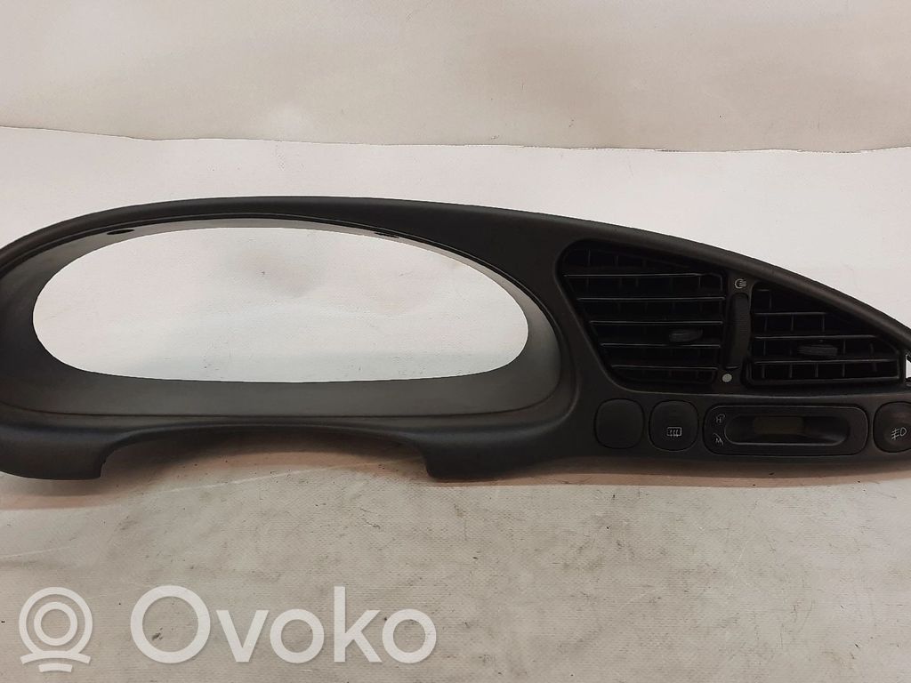 Ford Fiesta Rejilla de ventilación central del panel 