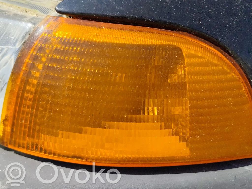 Fiat Punto (176) Lampă semnalizare bară față 
