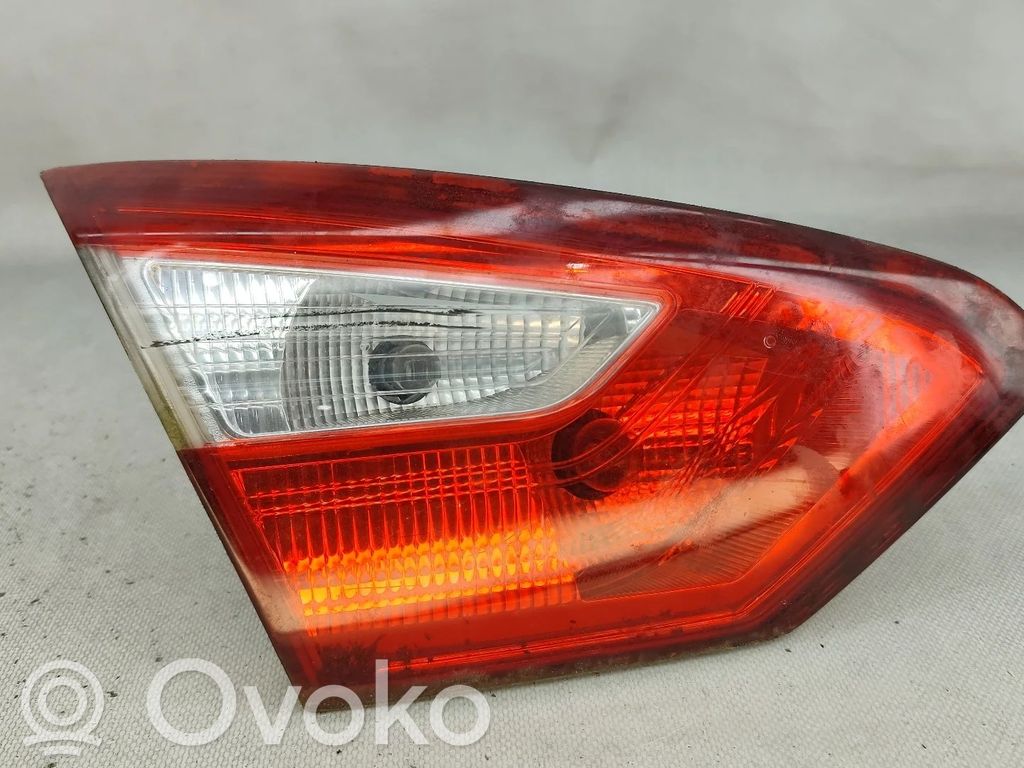 Ford Focus Takaluukun takavalot 