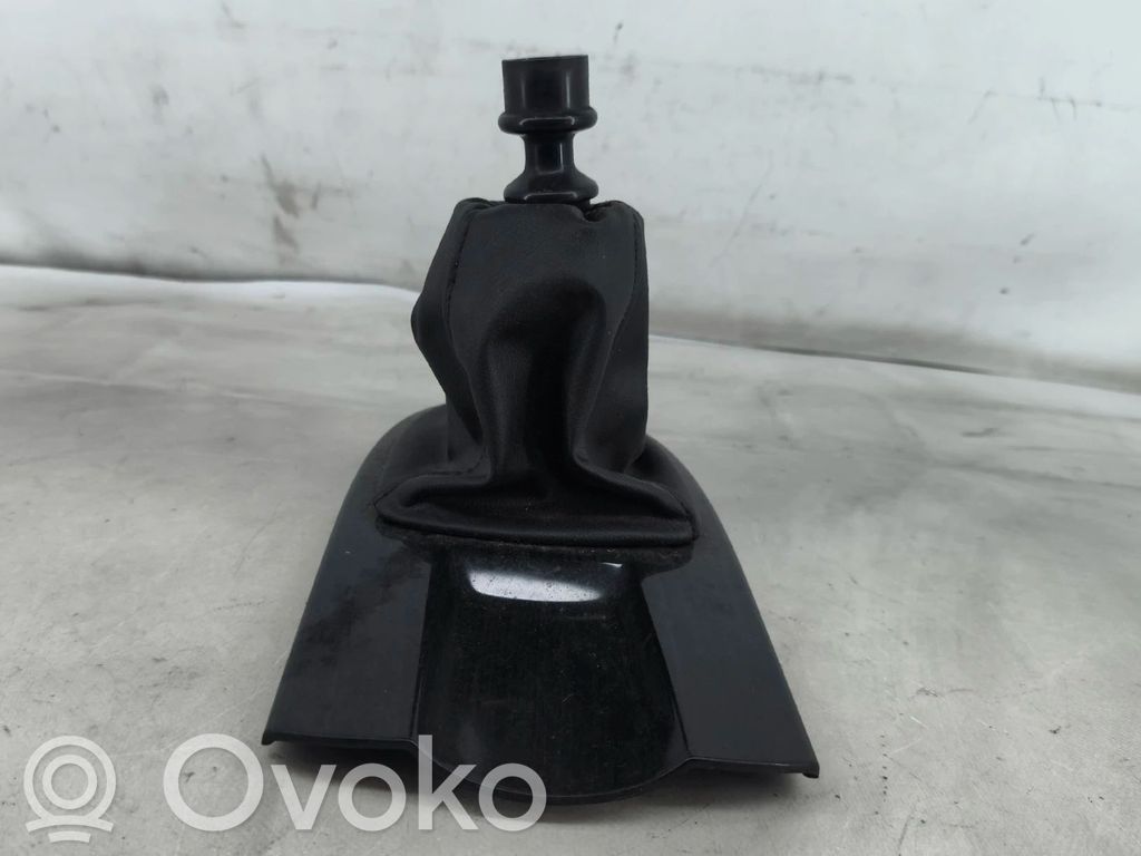 Ford Focus Gear shift switch/knob 