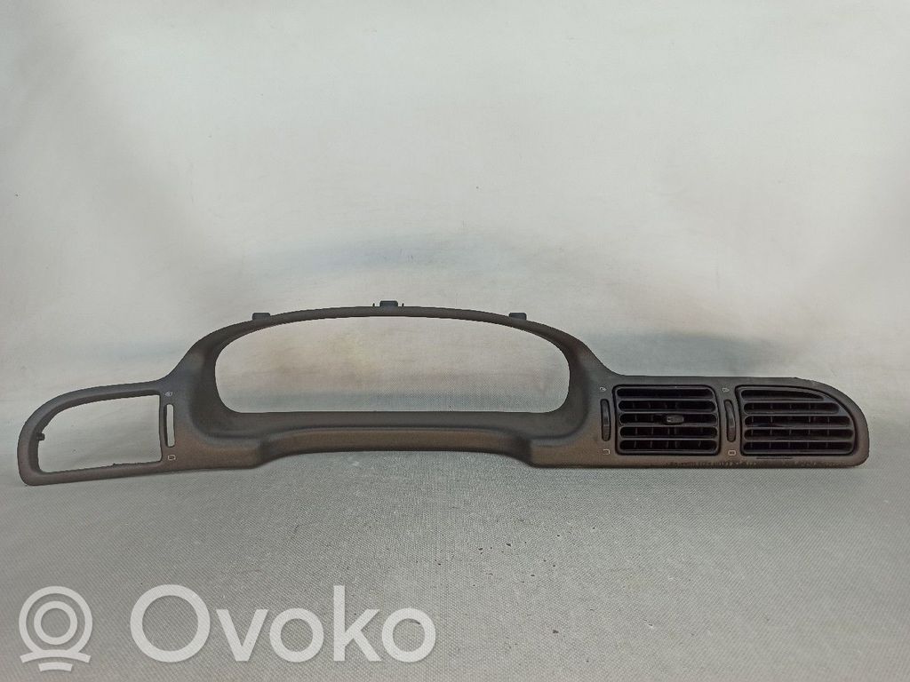 Peugeot 406 Cornice cruscotto 