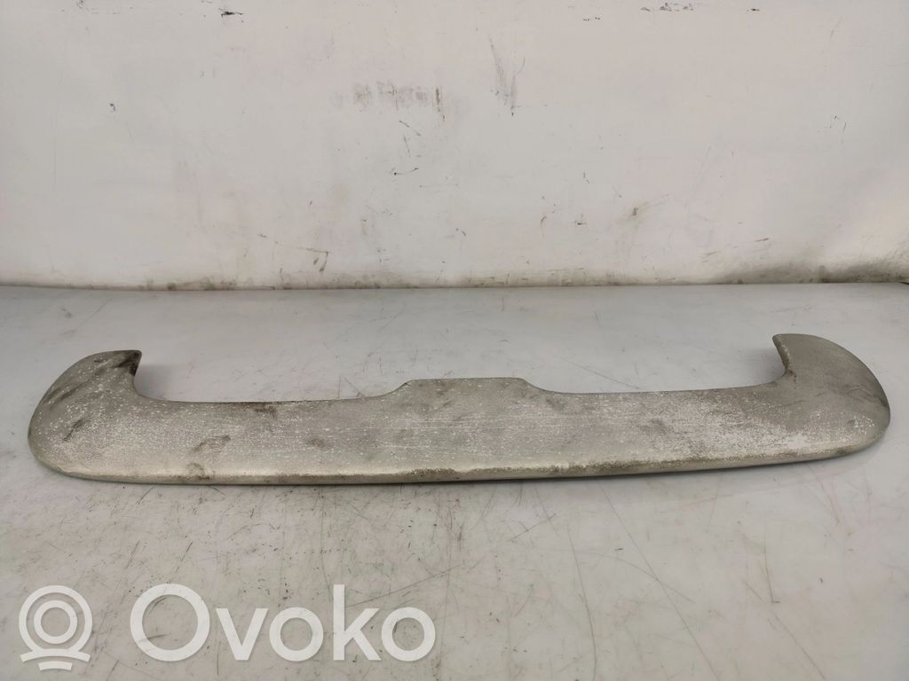 Audi A4 S4 B5 8D Takaluukun/tavaratilan spoileri
