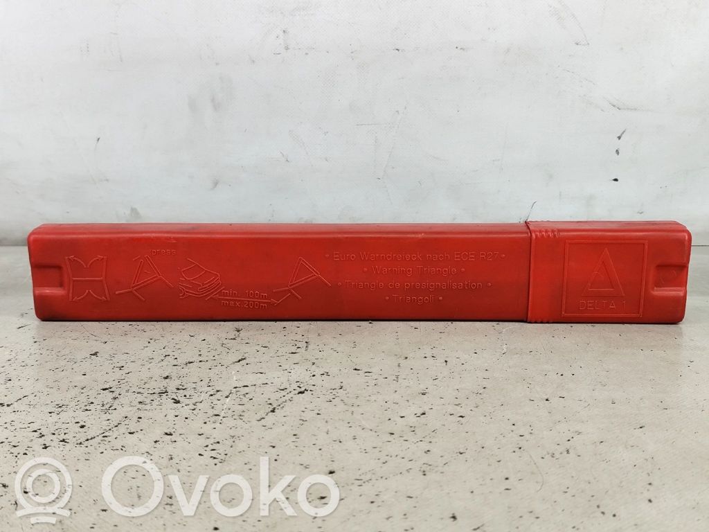 Audi TT Mk1 Triangle d'avertissement