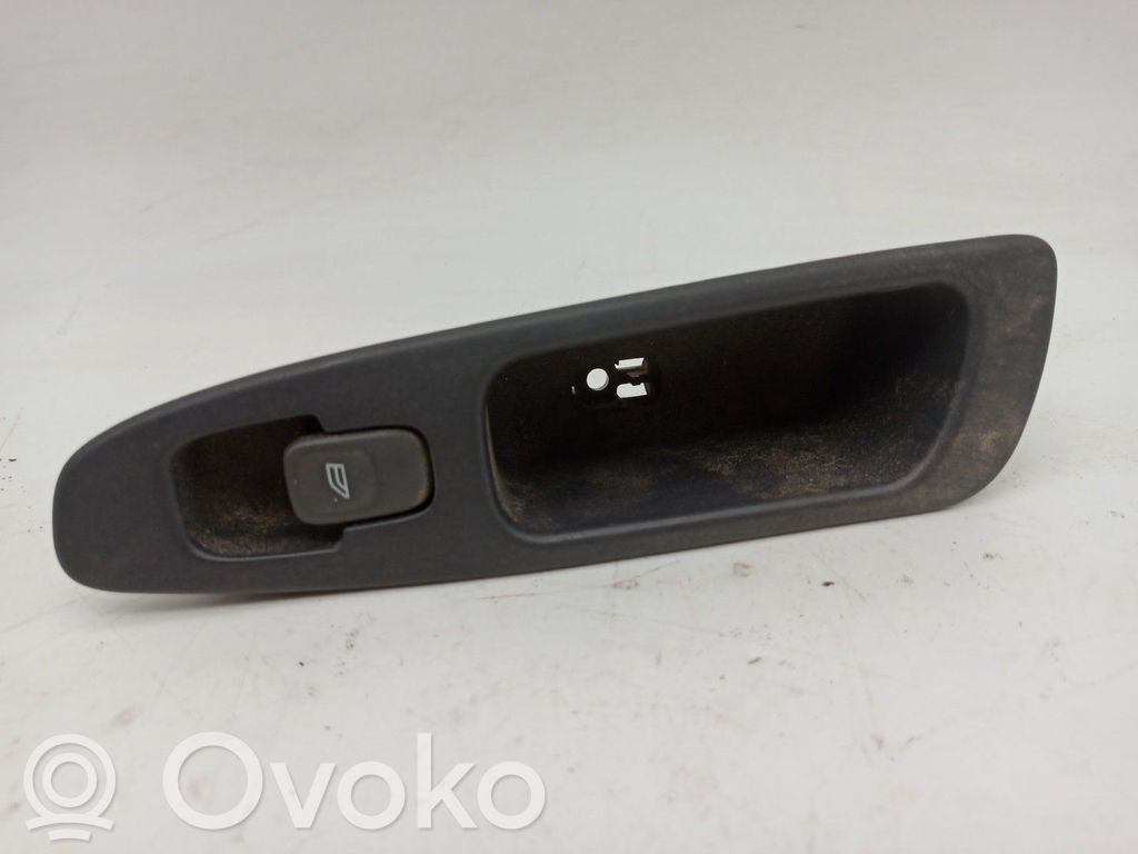Volvo S40, V40 Interruttore di controllo dell’alzacristalli elettrico 
