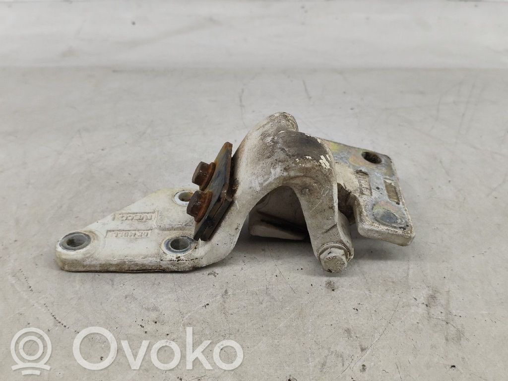Volkswagen Iltis Etuoven pidätin 