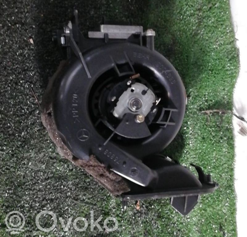 Mercedes-Benz C W203 Ventola riscaldamento/ventilatore abitacolo 