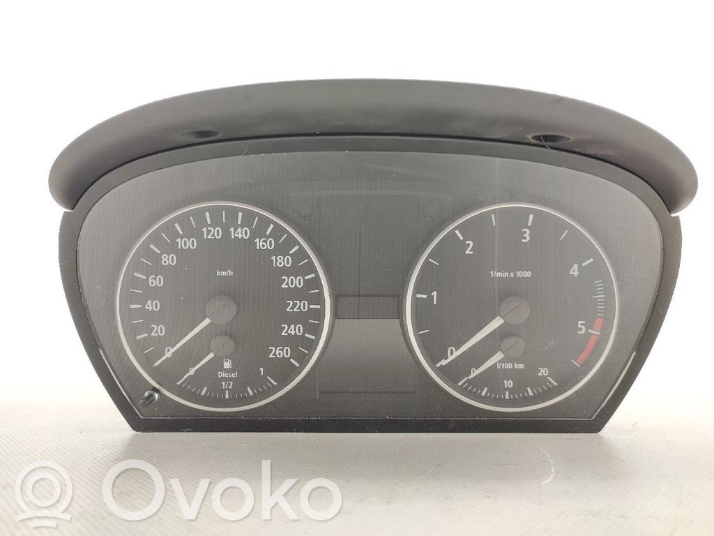 Licznik / Prędkościomierz   1025350,9110205