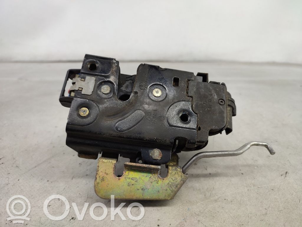 Audi A6 S6 C5 4B Serratura portiera anteriore 