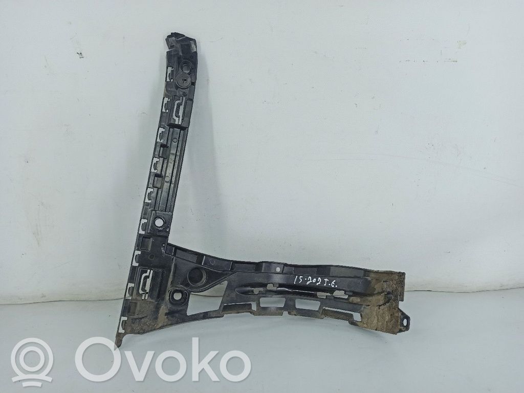 Mercedes-Benz C W205 Staffa di rinforzo montaggio del paraurti anteriore