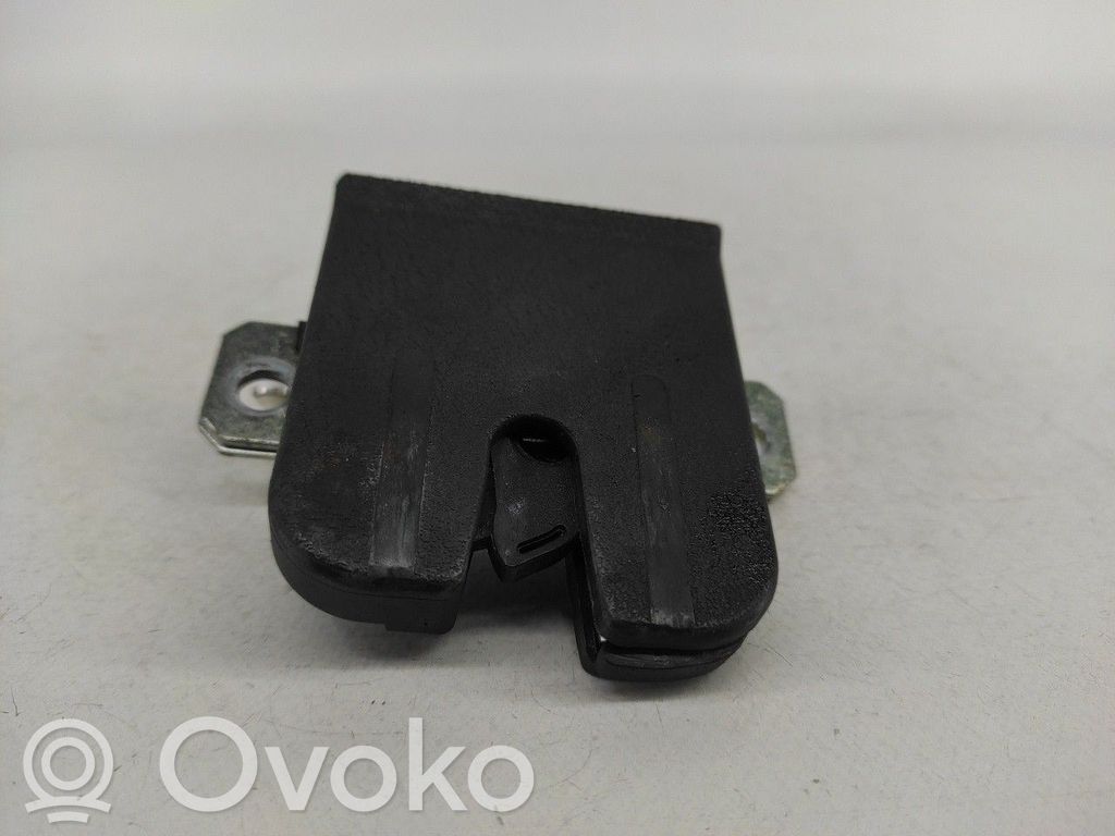 Volkswagen Polo IV 9N3 Serratura esterna portellone