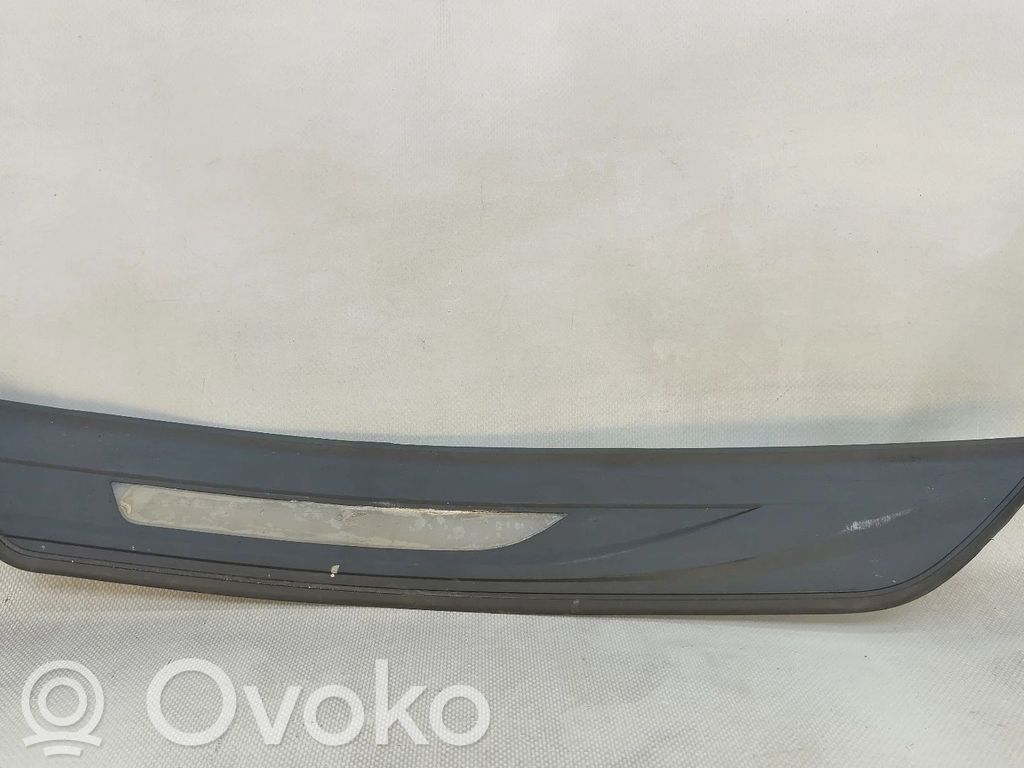 BMW 5 F10 F11 Copertura del rivestimento del sottoporta posteriore 