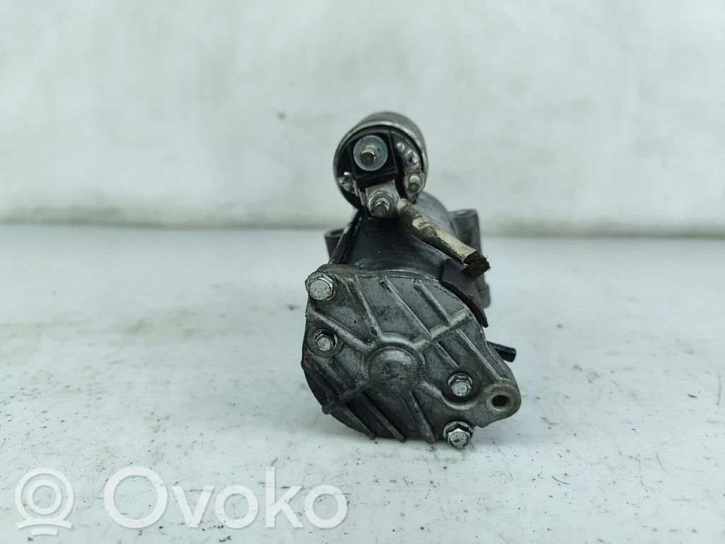 Motor de arranque   F032112821