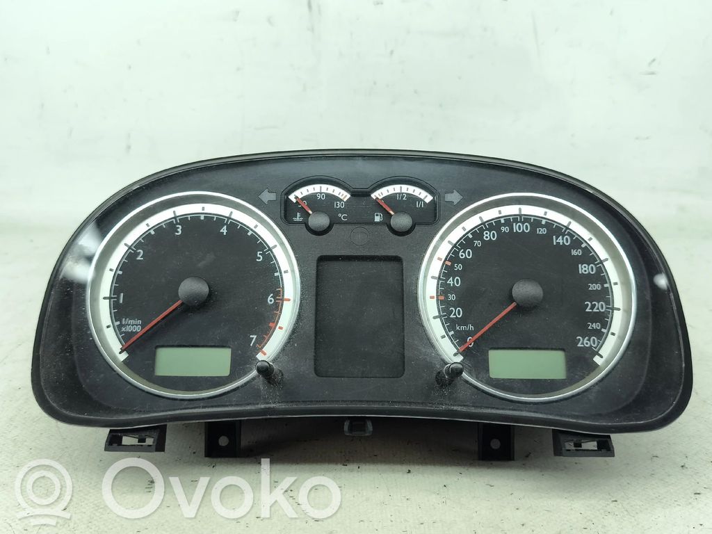 Volkswagen Golf IV Nopeusmittari (mittaristo) 