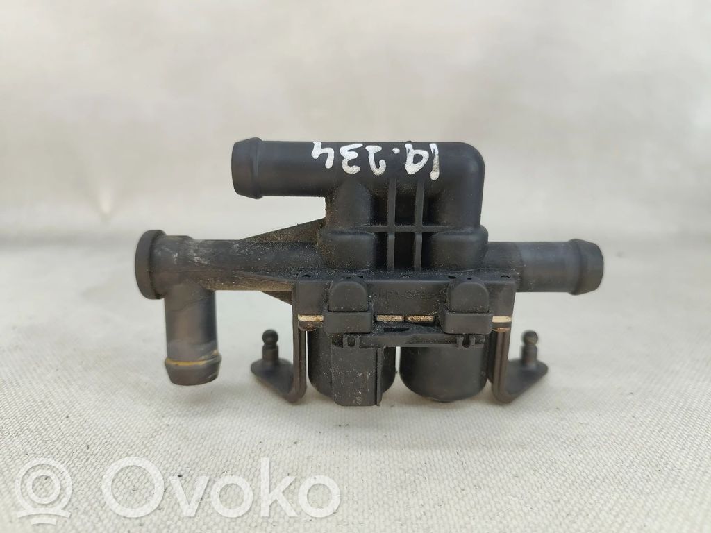 BMW 5 F10 F11 Valvola di regolazione del liquido di raffreddamento e del riscaldatore 