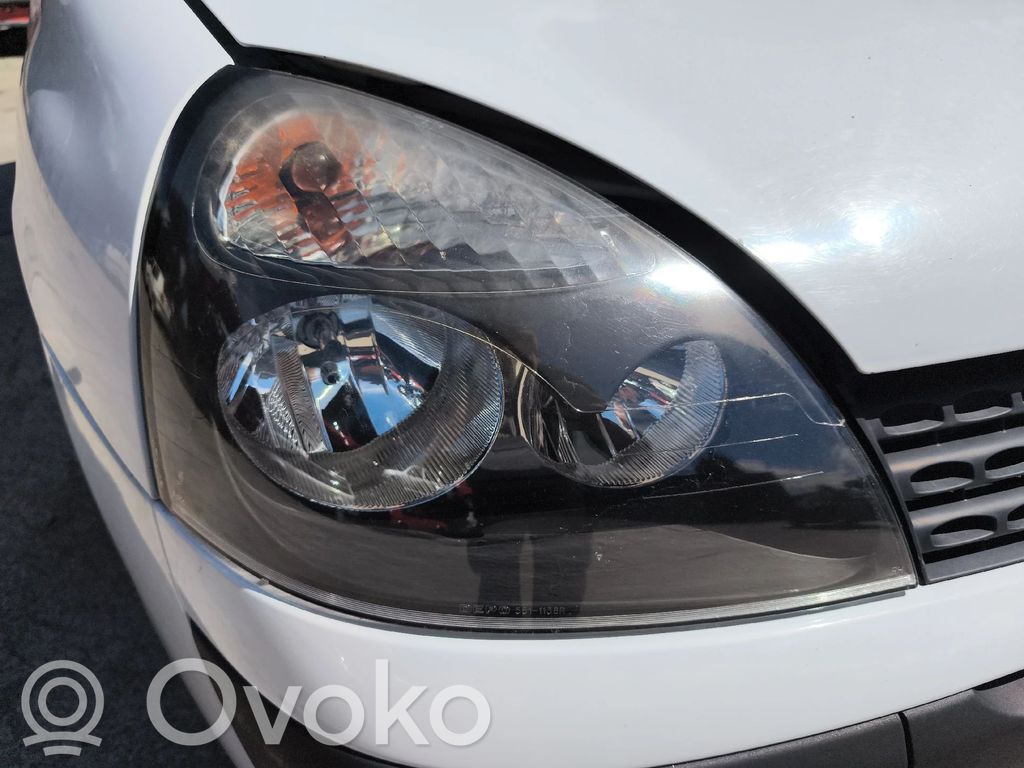 Renault Clio II Phare frontale