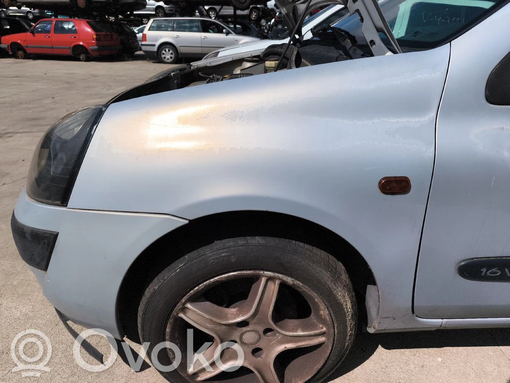 Renault Clio II Błotnik przedni 