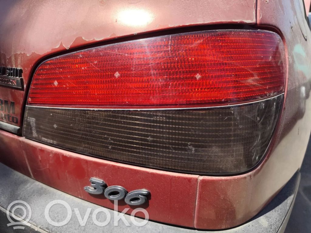 Peugeot 306 Feux arrière / postérieurs