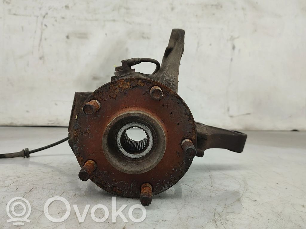 Nissan Almera Fuso a snodo con mozzo ruota anteriore