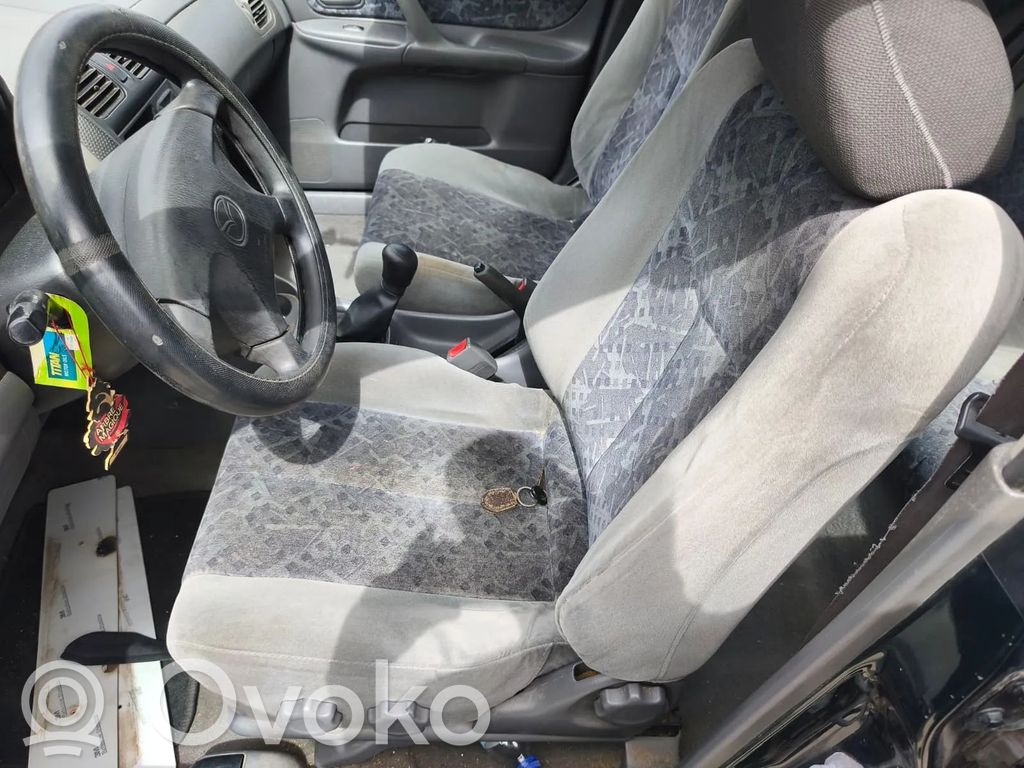 Mazda 323 F Juego del asiento 