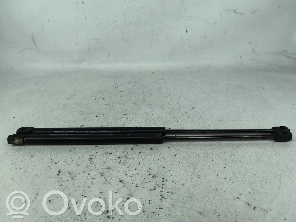 Mercedes-Benz C W202 Bagāžnieka amortizators 