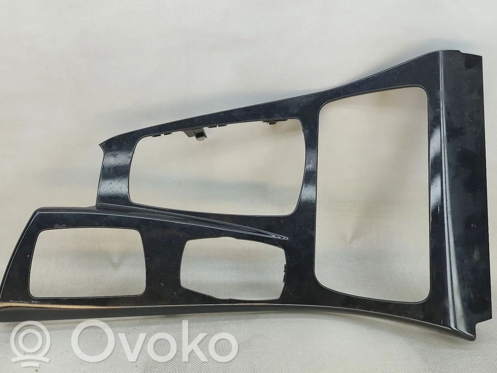 BMW 5 F10 F11 Mascherina unità principale autoradio/GPS