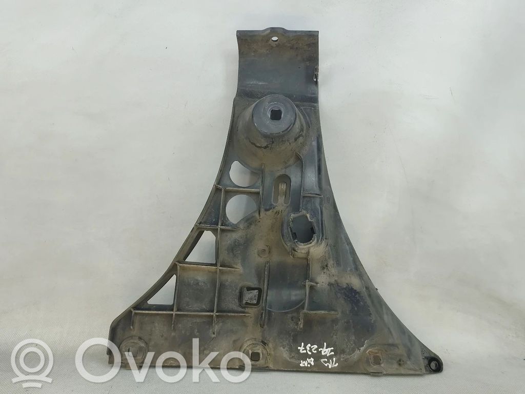 BMW 5 E60 E61 Soporte de montaje del parachoques trasero