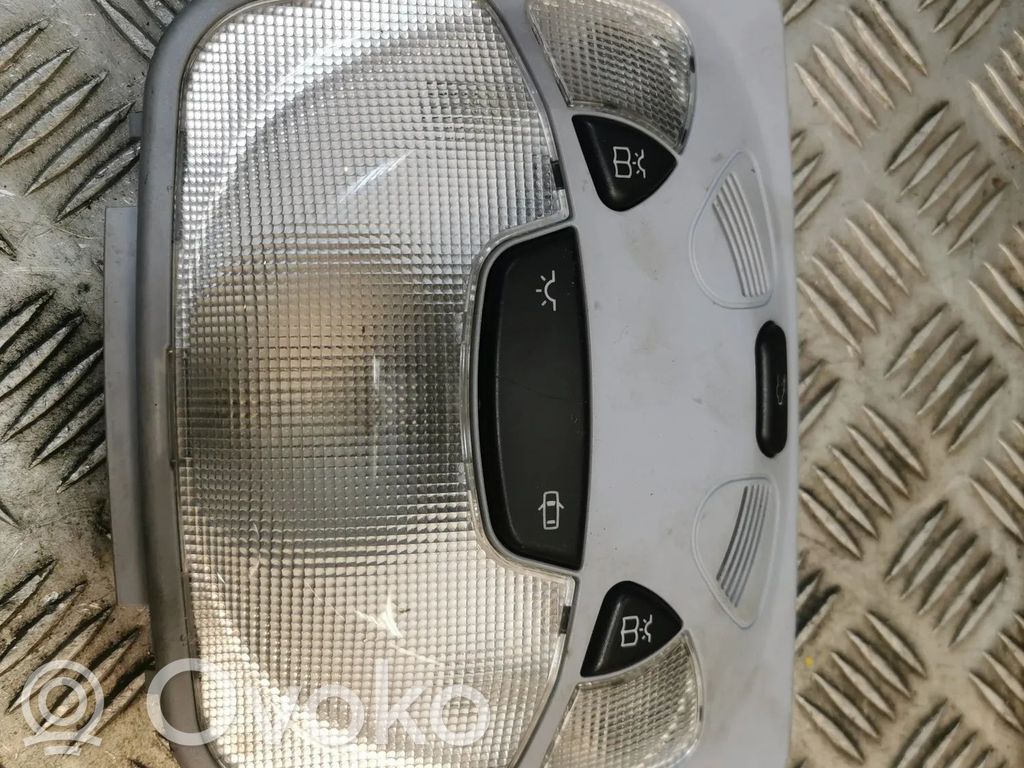 Mercedes-Benz C W203 Światło fotela przedniego 