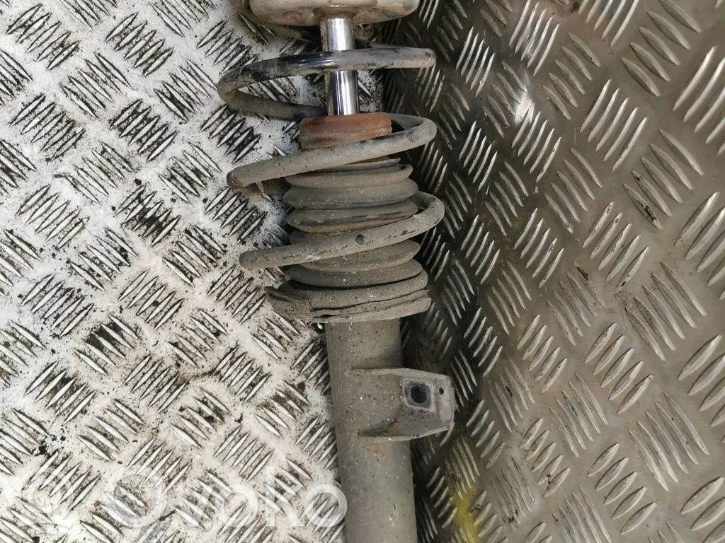 Front shock absorber/damper   6796159,31316796159
